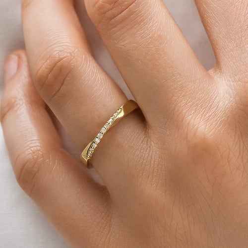Zlatý prepletený prsteň s diamantmi Aleisha