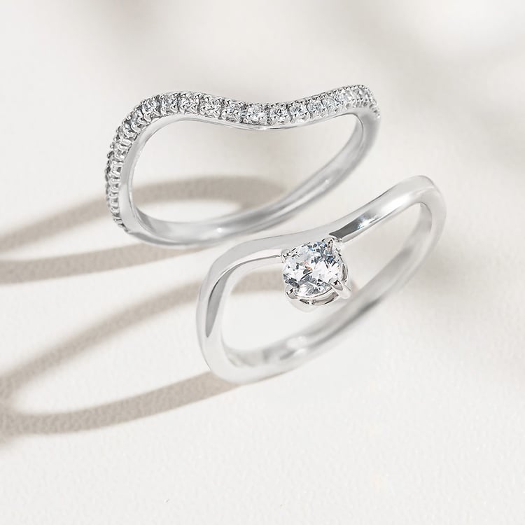 Romantický zásnubný set prsteňov s diamantmi 156537