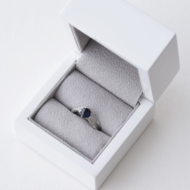 Prsteň so zafírom 78433