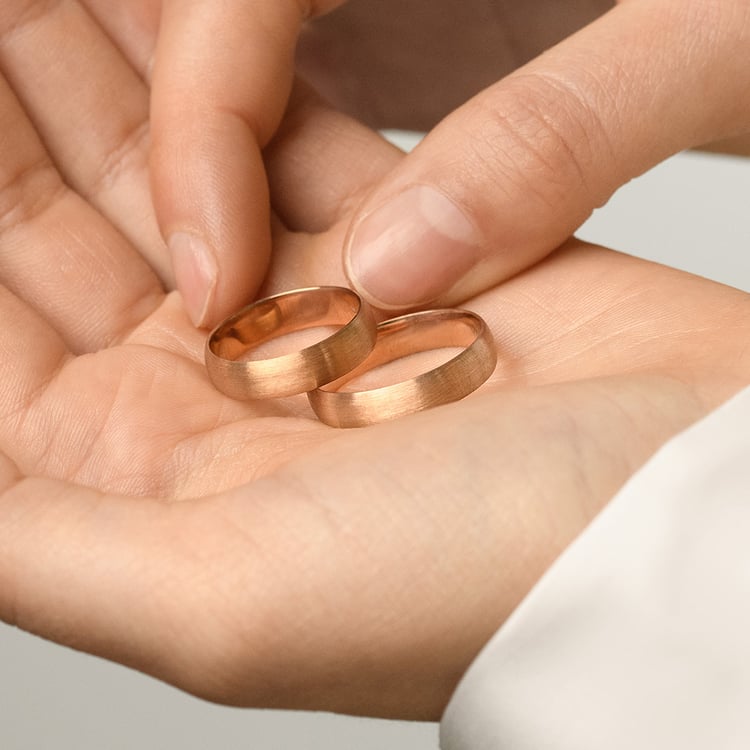 Pologuľaté svadobné prstene zo zlata Amma 156841