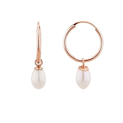 Zlaté visiace náušnice s bielymi perlami Cathy