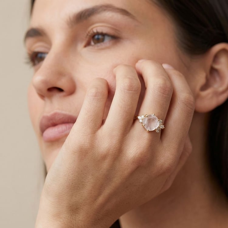 Rozvodový prsteň s mesačným kameňom a moissanitmi Carlie 165103