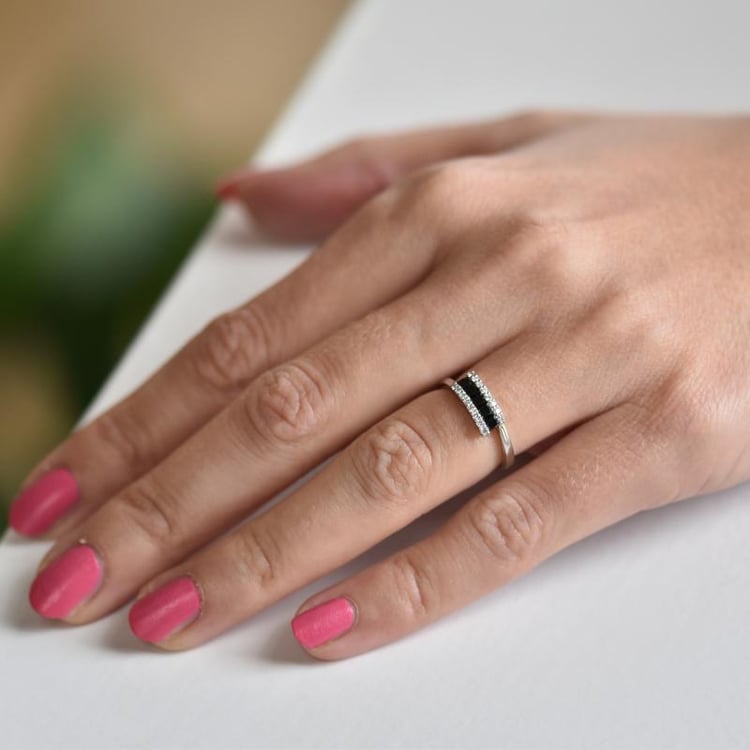 Zlatý diamantový prsteň 19185