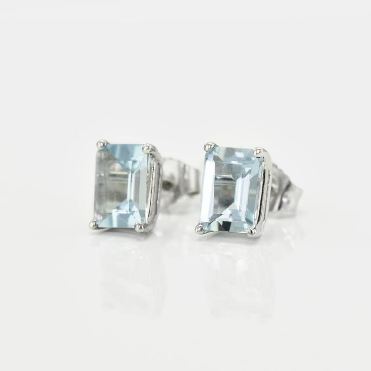 Zlaté náušnice s emerald akvamarínmi 15410