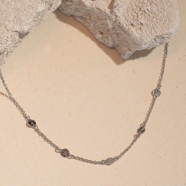 Strieborný náhrdelník s drobnými plieškami Dorina 101191