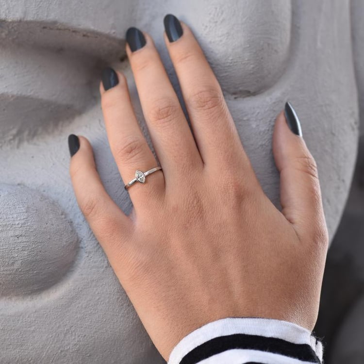 Zlatý diamantový prsteň 35964