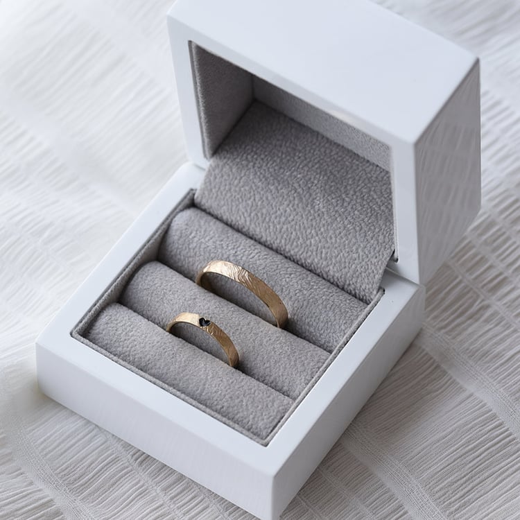 Tepané snubní prsteny 67068