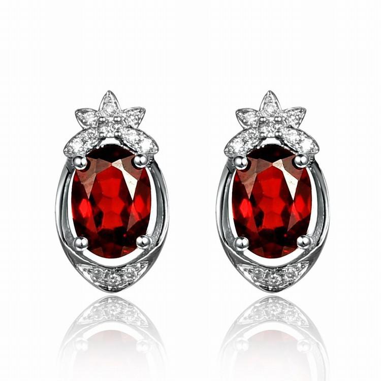 Granátový prsteň s diamantmi 4744