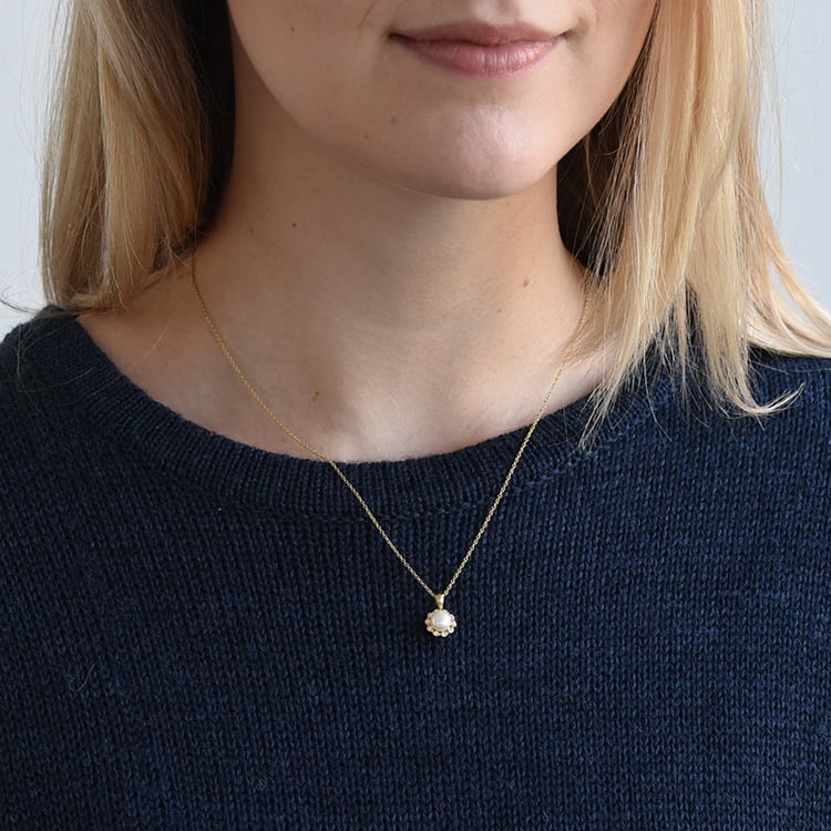 Halo náhrdelník s perlou a diamantmi 74412