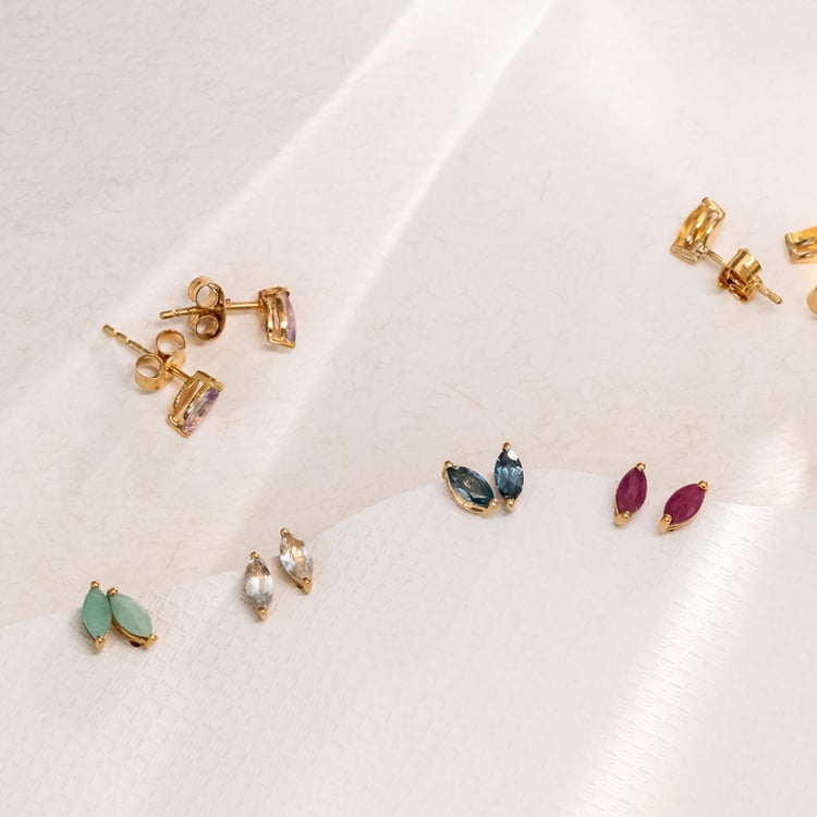 Minimalistické strieborné náušnice s rubínmi Sistine 118830