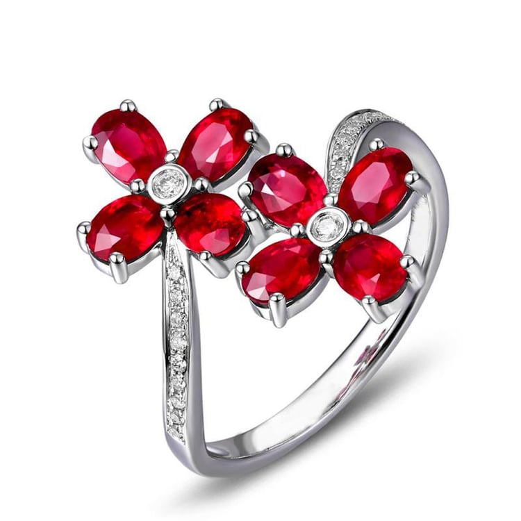 Zlatý prsteň s rubínovými kvety Emiliano