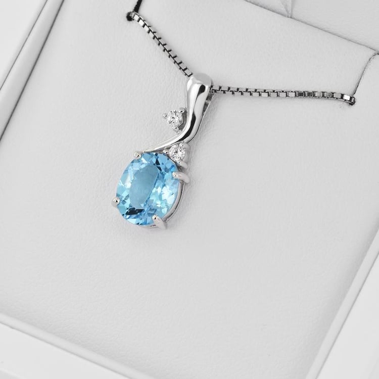 Prívesok s topásom 28195