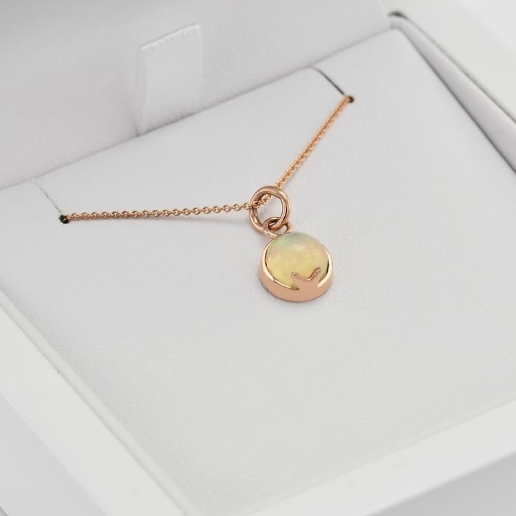 Opálový prívesok 29735