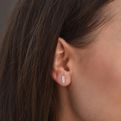 Strieborné náušnice Feather