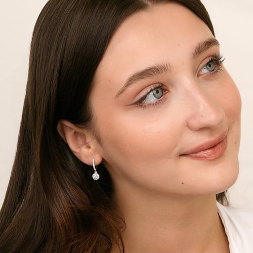 Zlaté kruhové náušnice s 0.13ct prírodným diamantom Madhu