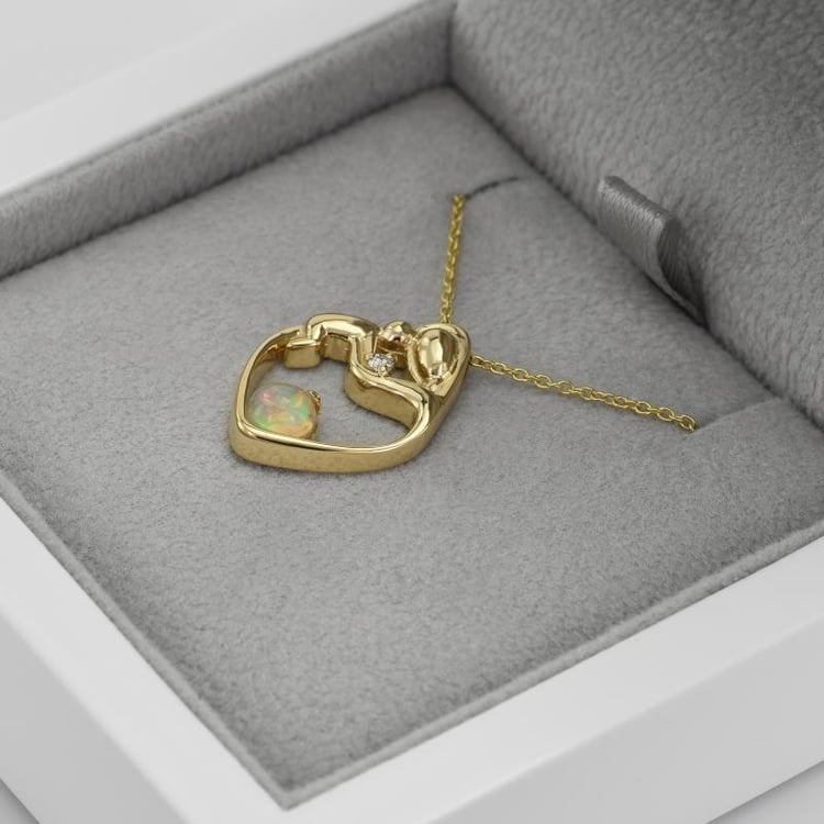 Matka a dieťa s opálom a diamantom 48618