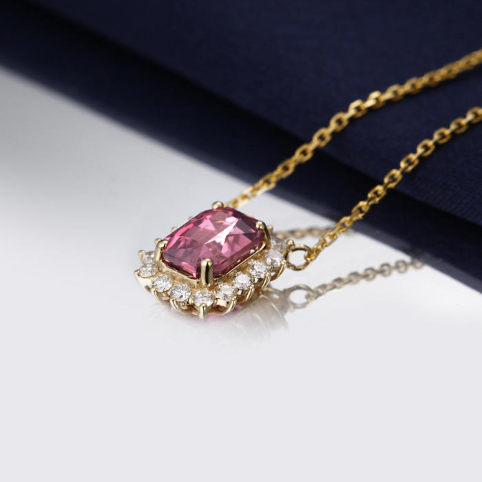 Turmalínový náhrdelník zo zlata 9846