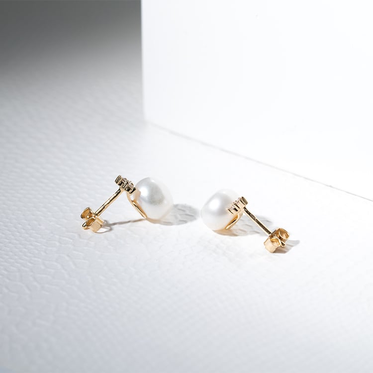 Zlaté perlové náušnice so zirkónmi Maurya 130660