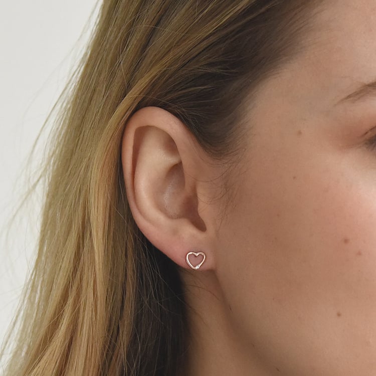 Náušnice v tvare srdca z pozlateného striebra 73859