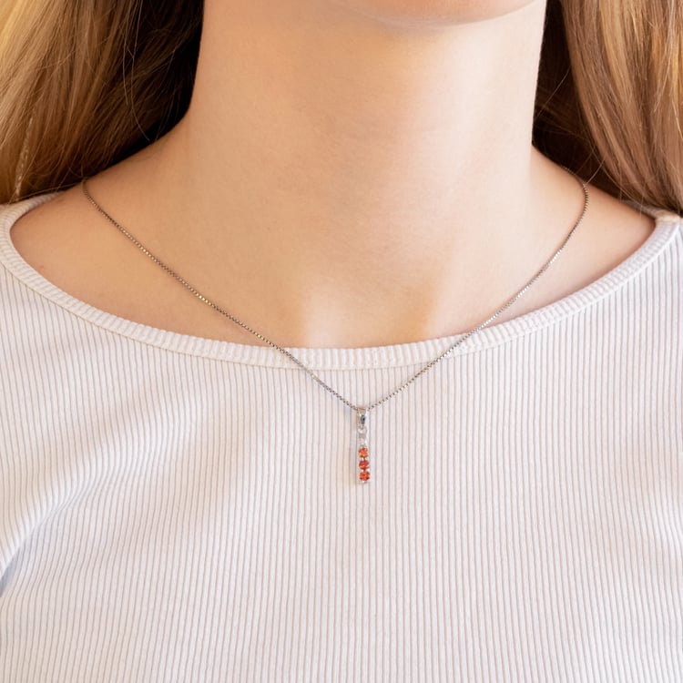 Nežný strieborný prívesok s oranžovými zafírmi Bjorn 101028