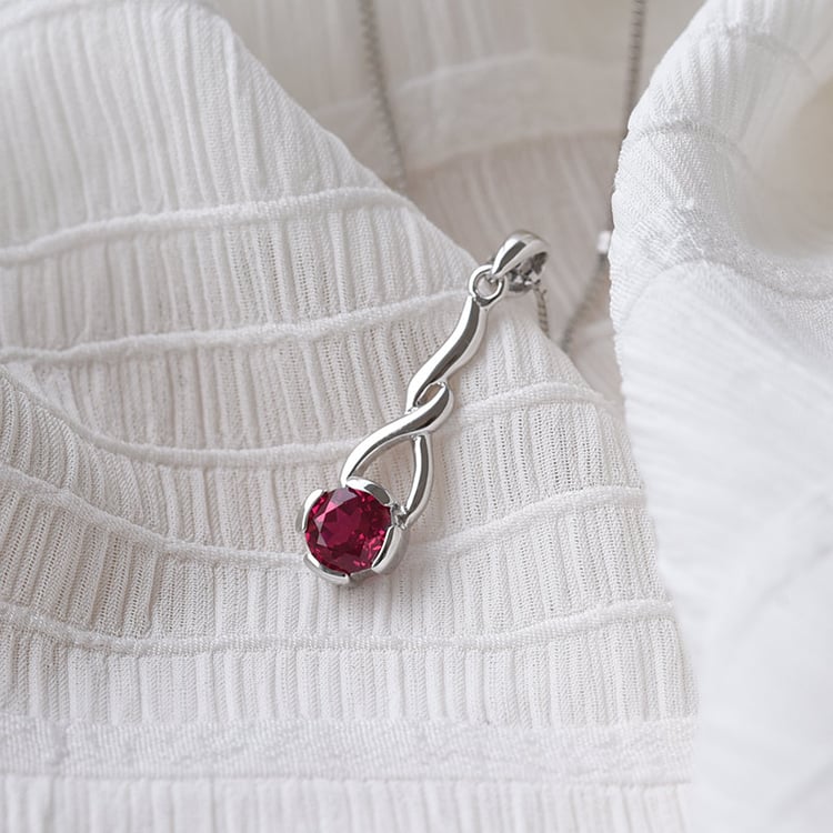 Rubínový náhrdelník 71402