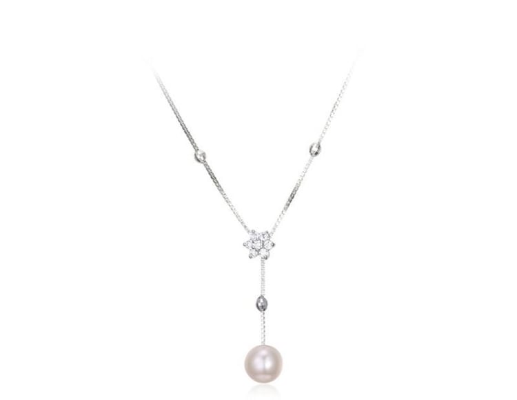 Strieborný náhrdeleník