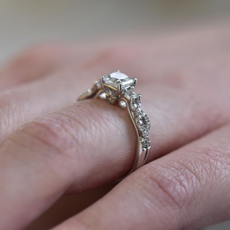 Zásnubný zlatý prsteň 27635