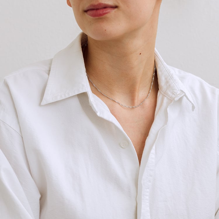 Singapur retiazka 42 cm zo striebra 129919