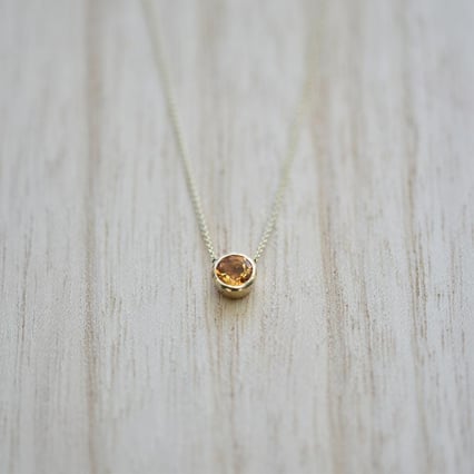 Strieborný náhrdelník s citrínom Hadley