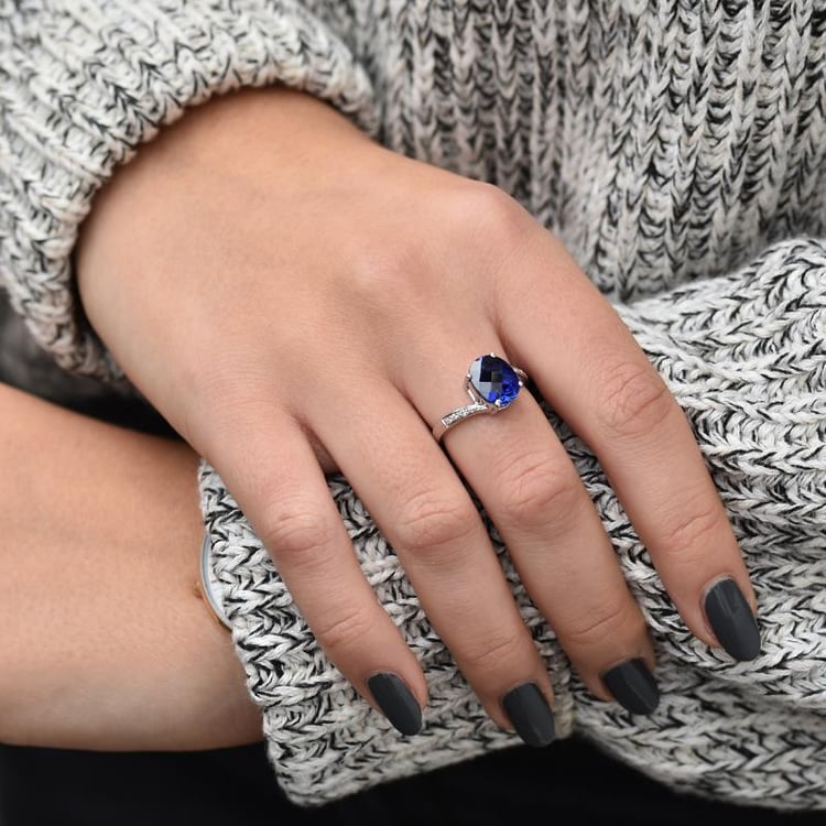 Zlatý diamantový prsteň 35659