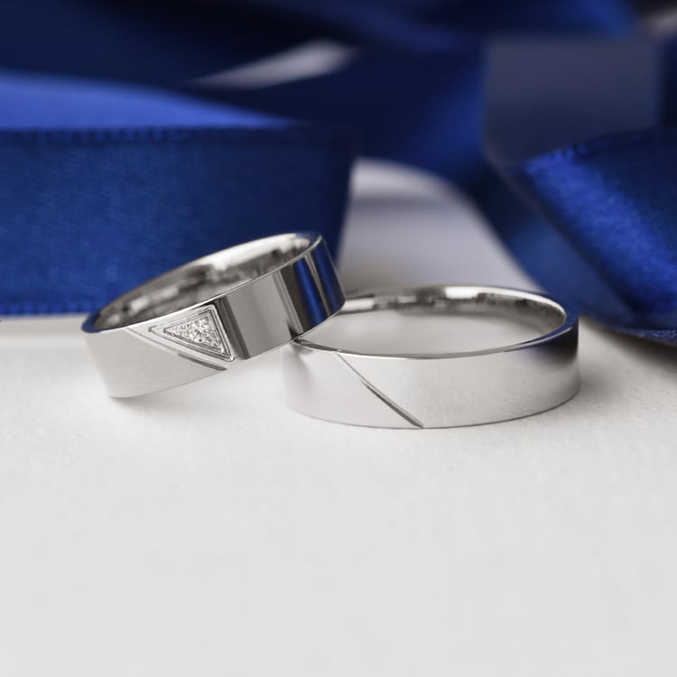 Trendy svadobné obrúčky zo zlata s diamantmi Odeta 114354