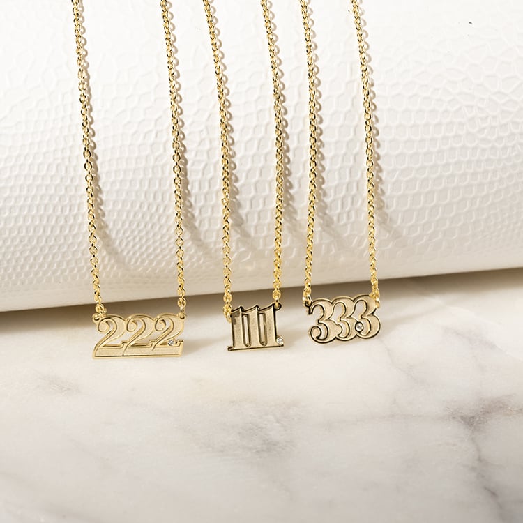 Strieborný náhrdelník s diamantom Anjelské čísla 134204