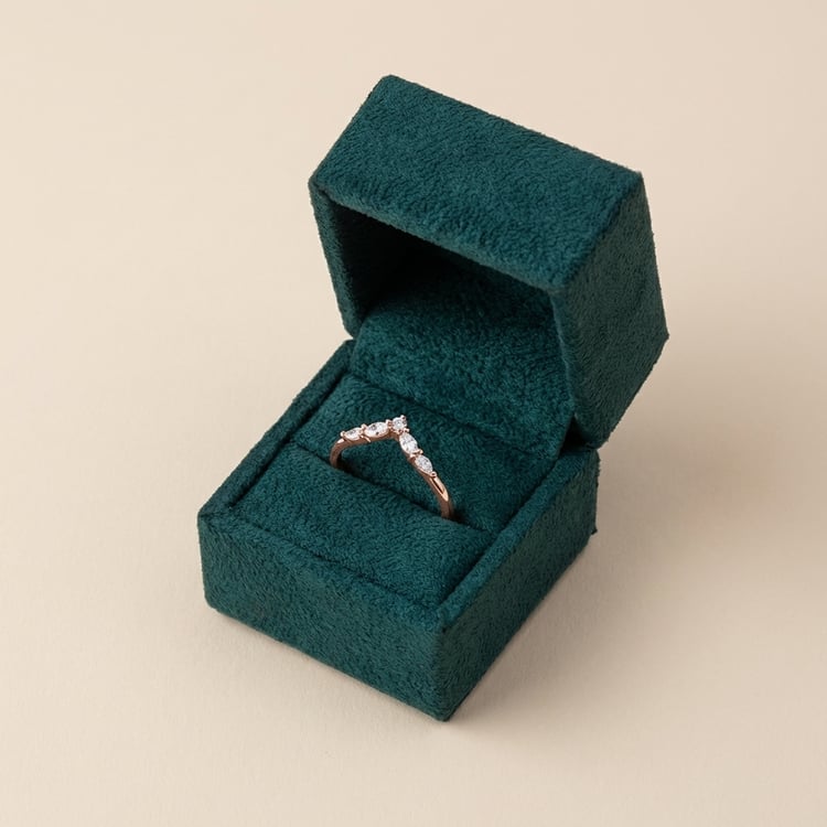 Vykrojený rozvodový prsteň s round, pear a marquise lab-grown diamantmi Iman 166476