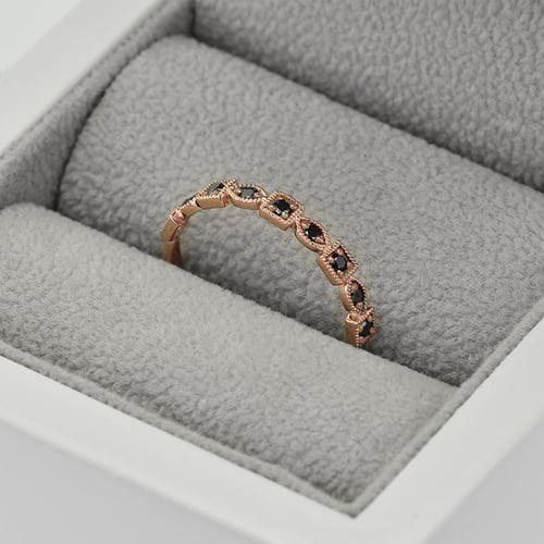 Zlatý eternity prsteň s čiernymi diamantmi Tully