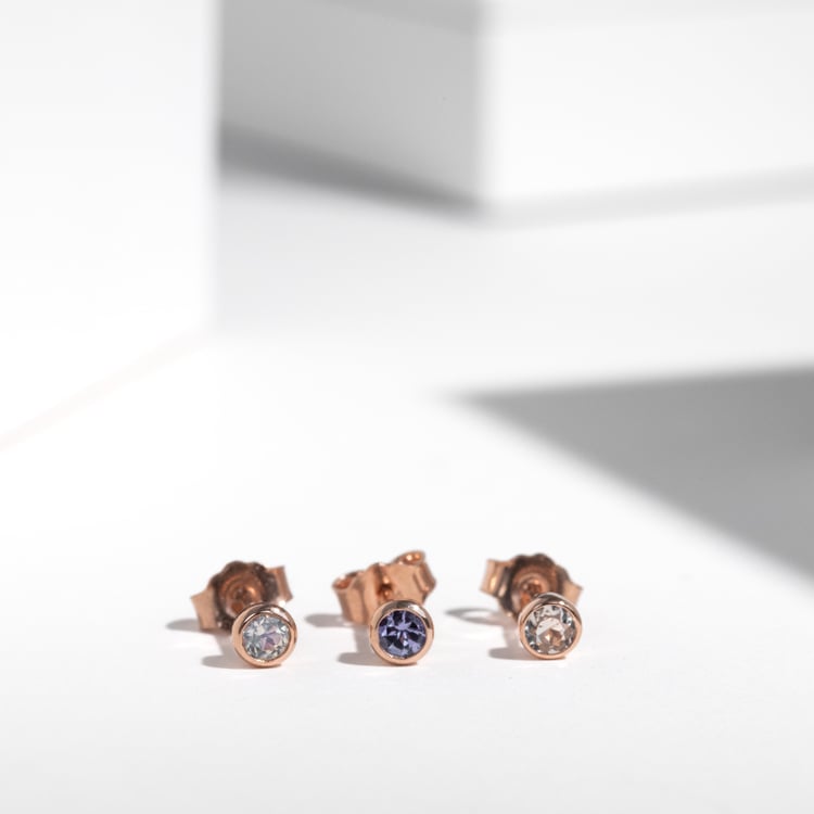 Strieborné bezel náušnice s mesačnými kameňmi Viosa 123365