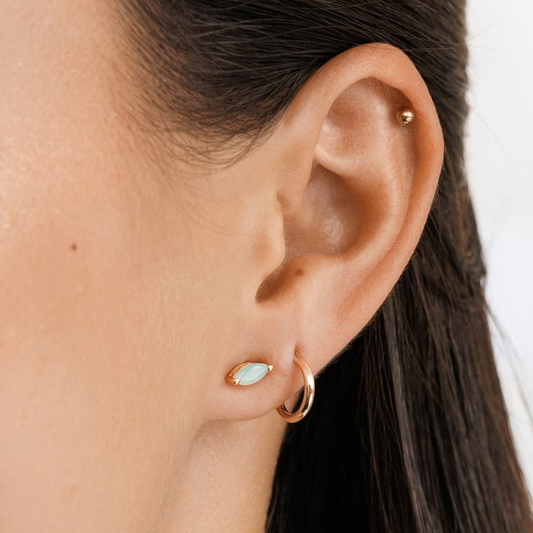 Minimalistické strieborné náušnice so smaragdmi 158419