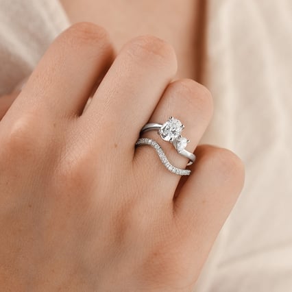 Jedinečný zásnubný set prsteňov s lab-grown diamantmi Danya