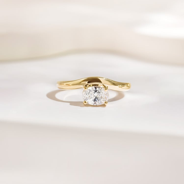 Atypický zásnubný prsteň 154832