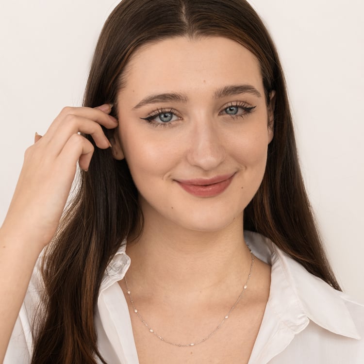 Strieborný náhrdelník s perlami Marcye 164627