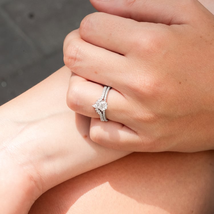 Vykrojený eternity prsteň s lab-grown diamantmi Ferb 142555