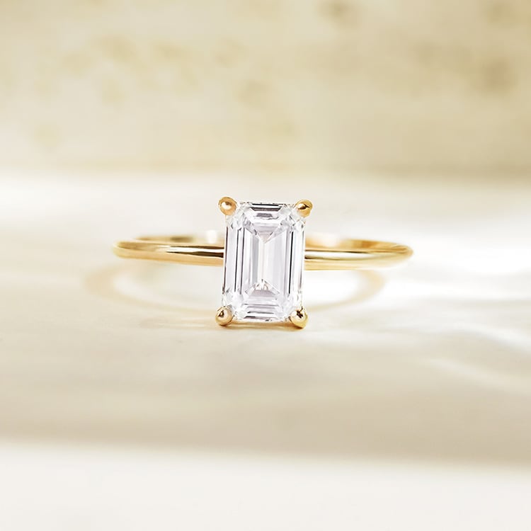 Zásnubný prsteň s emerald moissanitom s výberom veľkosti Olson 156591