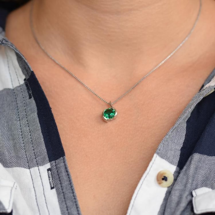 Smaragdový prívesok 75050