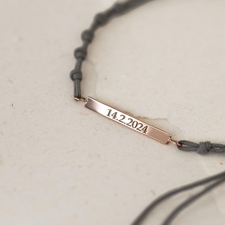 Strieborný povrázkový náramok s gravírom Barr 136802