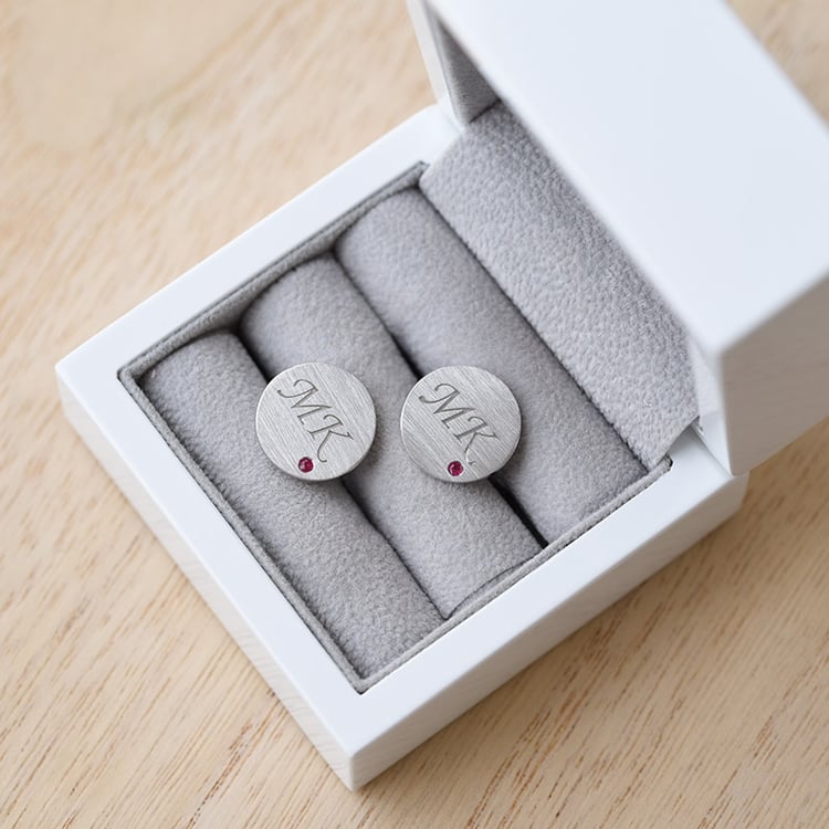 Manžetové gombíky s gravírom a rubínmi 68898