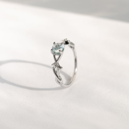 Prsteň s cabochon akvamarínom a diamantmi Lanayn