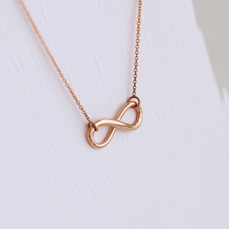 Strieborný náhrdelník Infinity 124598