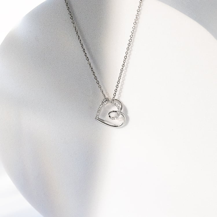 Romantický prívesok s diamantmi Dominik 142618