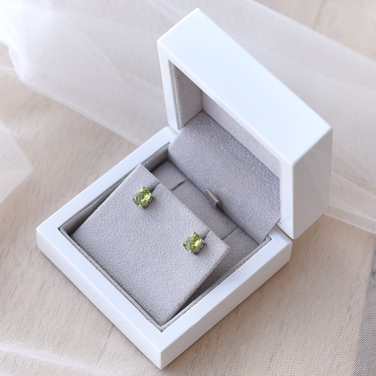 Strieborné náušnice s olivínmi 69830