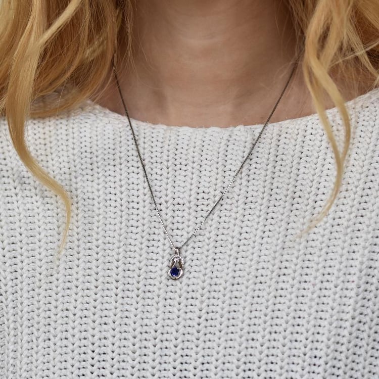 Striebroný náhrdelník 14709