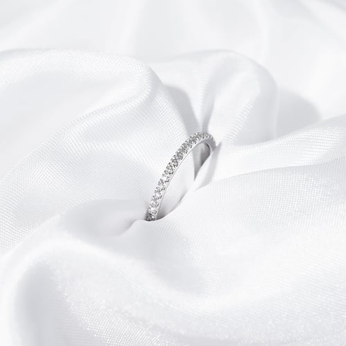 Platinový eternity prsteň s 1.25mm diamantmi Ogyn